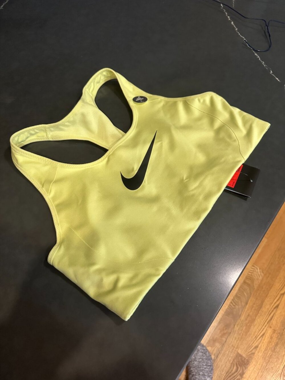 NWT Nike Swoop Sports Bra Size Large Neon Yellow